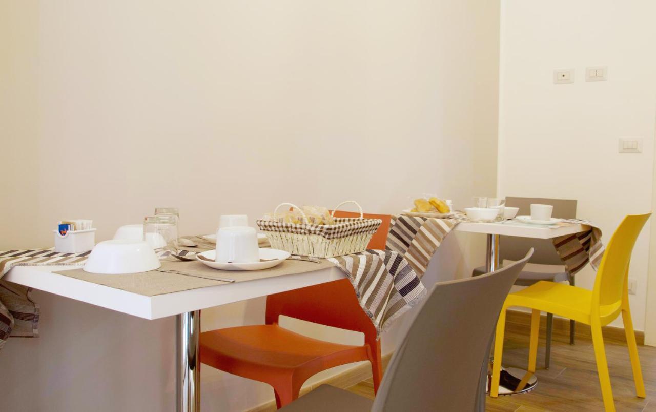 Minerva Rooms Pavia Exterior photo